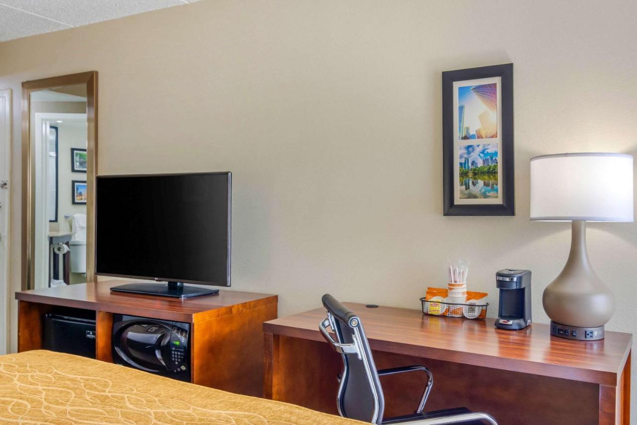 Comfort Inn Atlanta Airport Cheeko Manor Екстериор снимка