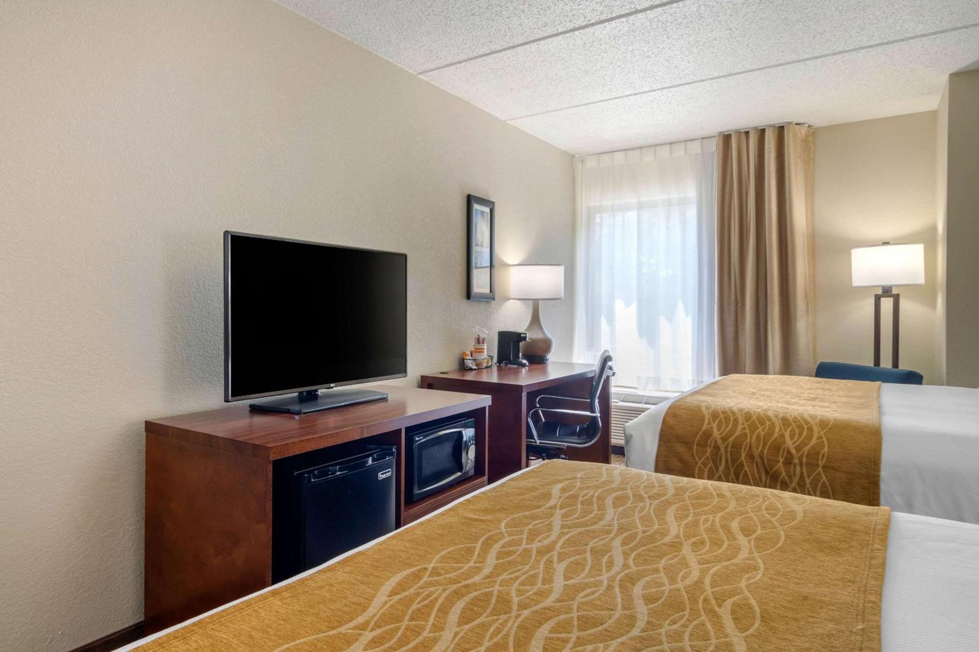 Comfort Inn Atlanta Airport Cheeko Manor Екстериор снимка