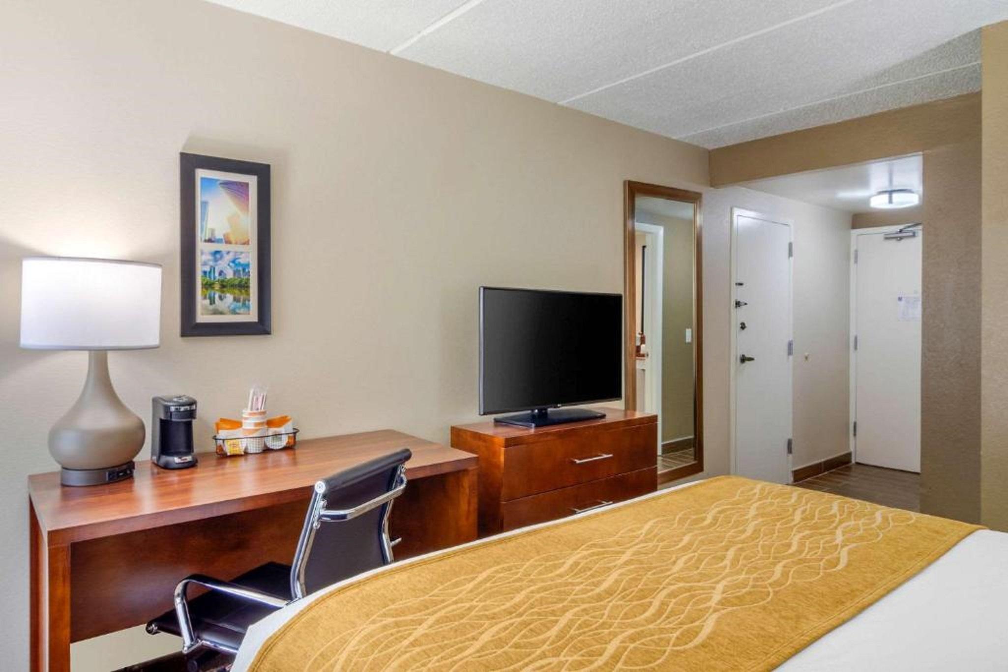 Comfort Inn Atlanta Airport Cheeko Manor Екстериор снимка