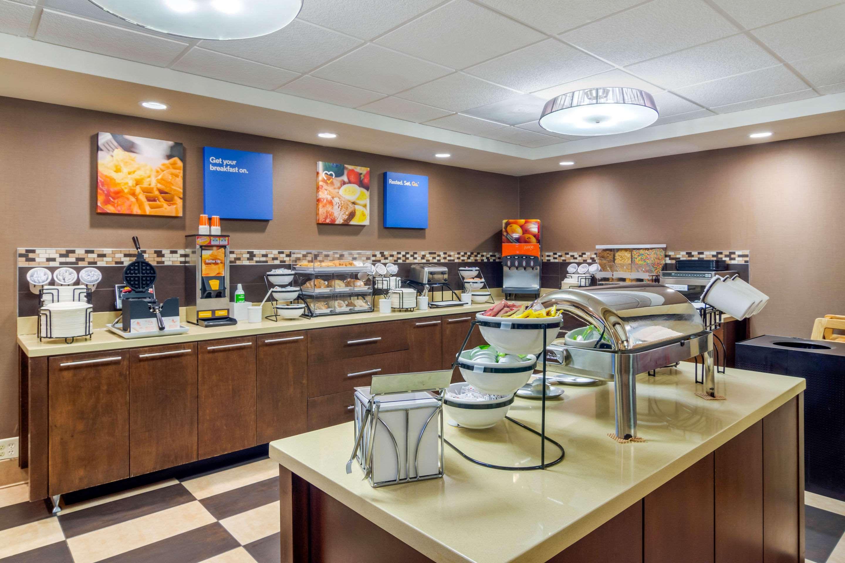 Comfort Inn Atlanta Airport Cheeko Manor Екстериор снимка